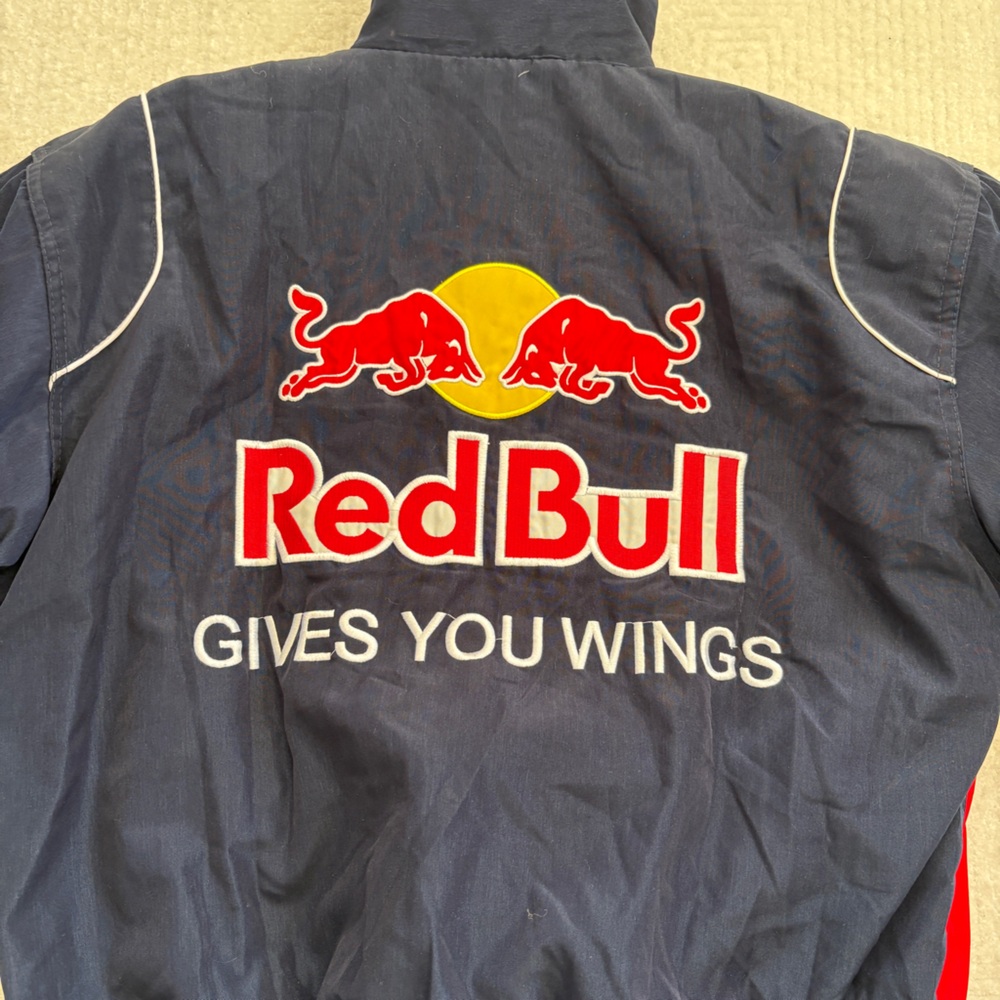 Red Bull F1 Infiniti Racing Jacket - Picture 3 of 5